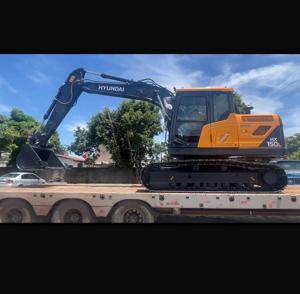 Escavadeira Hyundai HX150L Disponível para Aluguel
